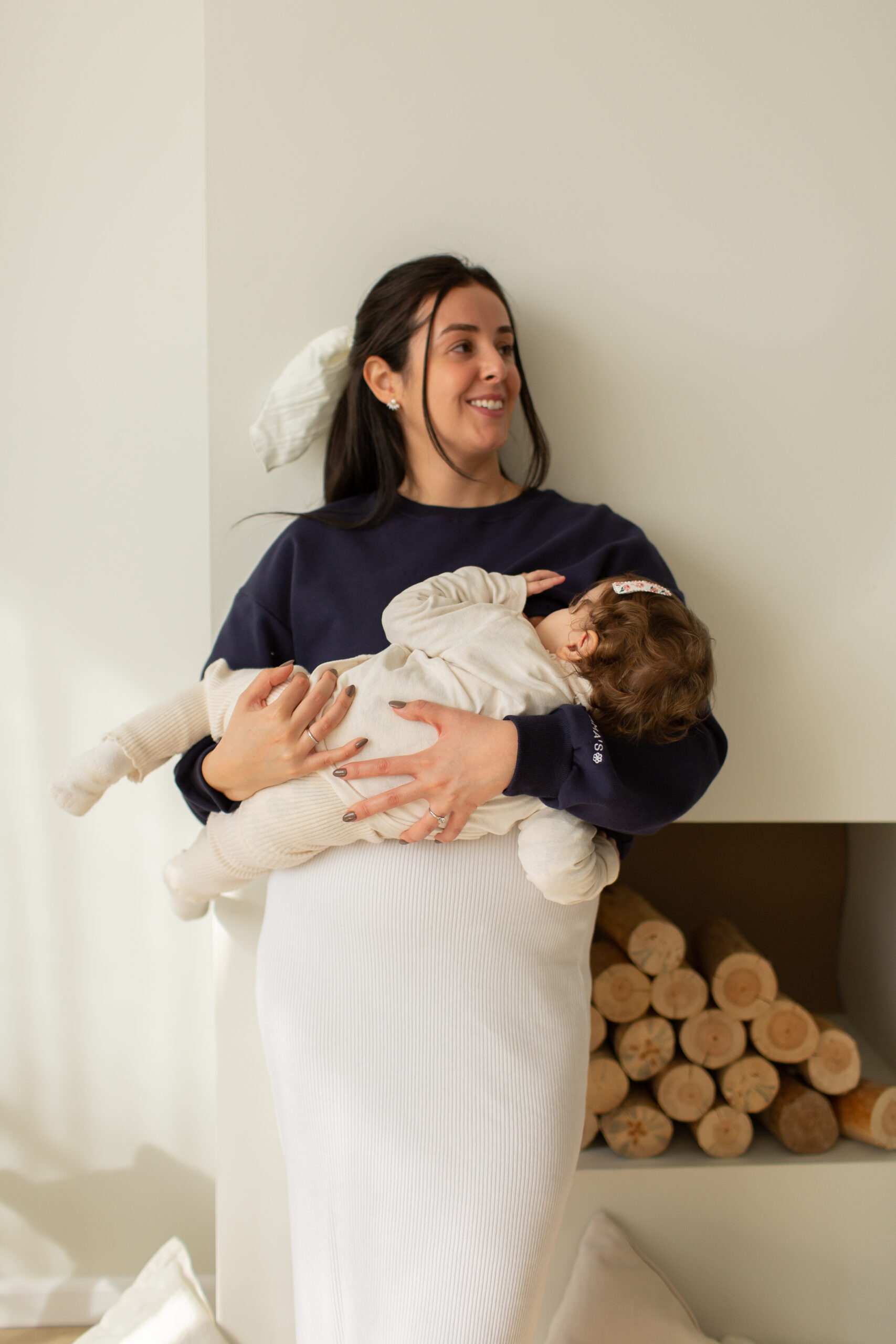 חולצת הנקה, בגדי הנקה, הנקה נוחה מכל מקום. מאמאס mamas